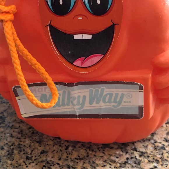 Vintage 1990 Advertisement Mars Milky Way Blow Mold Pumpkin Candy Pail Bucket - Picture 8 of 14